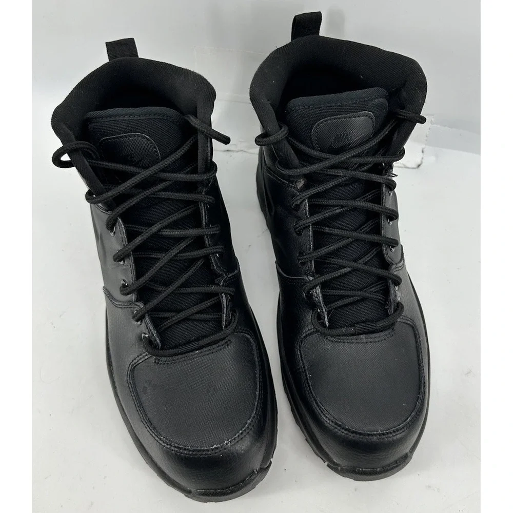 Nike Mania Mid Triple Black Leather Boots BQ5372-001 Boys Size 6.5
